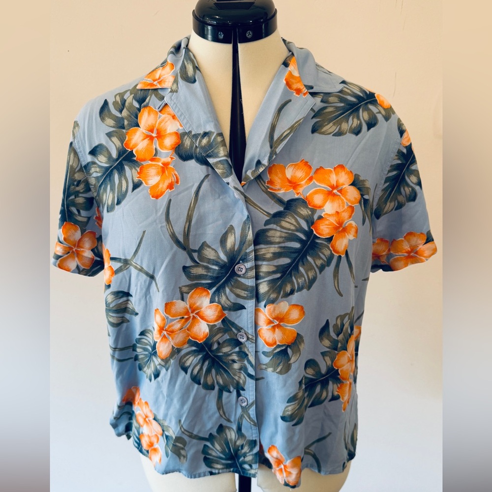 Blue Hawaiian-Style Shirt with Orange Flowers – Liz Claiborne, Size S